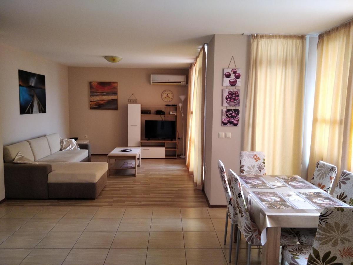 Victoria'S Apartments Nesebar Ngoại thất bức ảnh